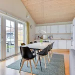 Karina - 150m To The Fjord By Interhome