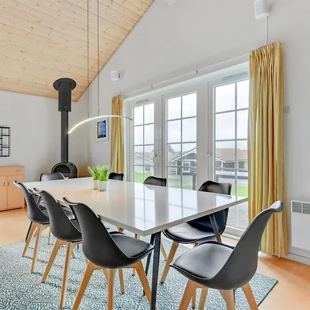 Karina - 150m To The Fjord By Interhome Lägenhet