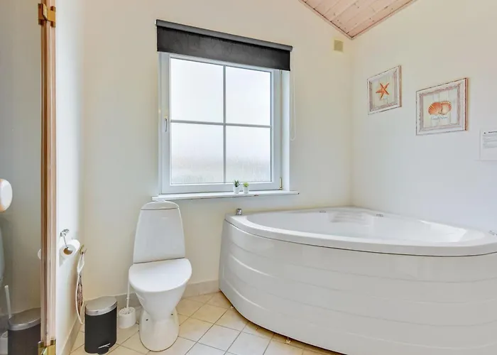 Karina - 150m To The Fjord By Interhome * Gråsten